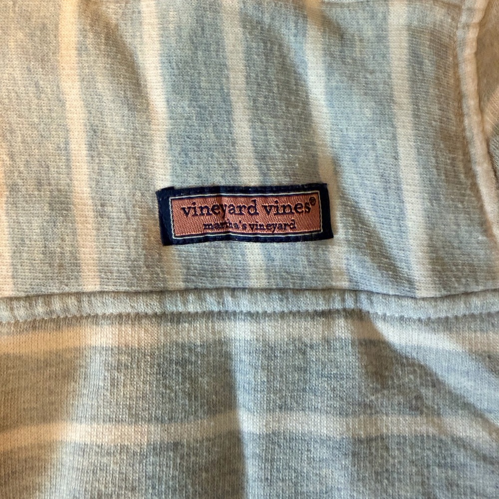 Vineyard Vines Soft Blue and White Stripped 1/4 Zip - Picture 4 of 6